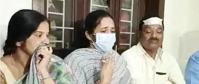 印度「女牙医」在订婚前夕遭绑架，追求者带逾40名员工上门将其绑走